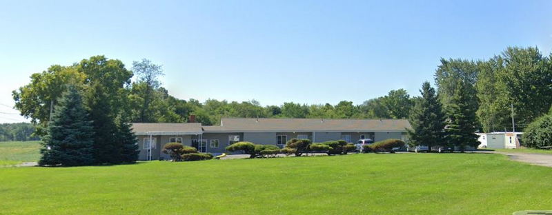 Brentwood Motel (Sleepy Hollow Motel) - 2022 Street View (newer photo)